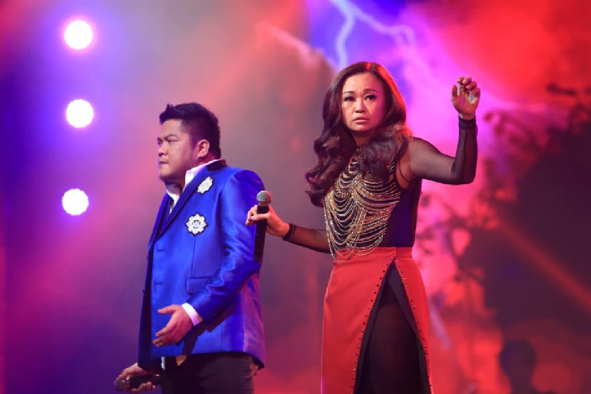 6 นักสู้ STAGE FIGHTER หวดหนักทุกกระบวนท่าโชว์ลีลาไร้ที่ติ!