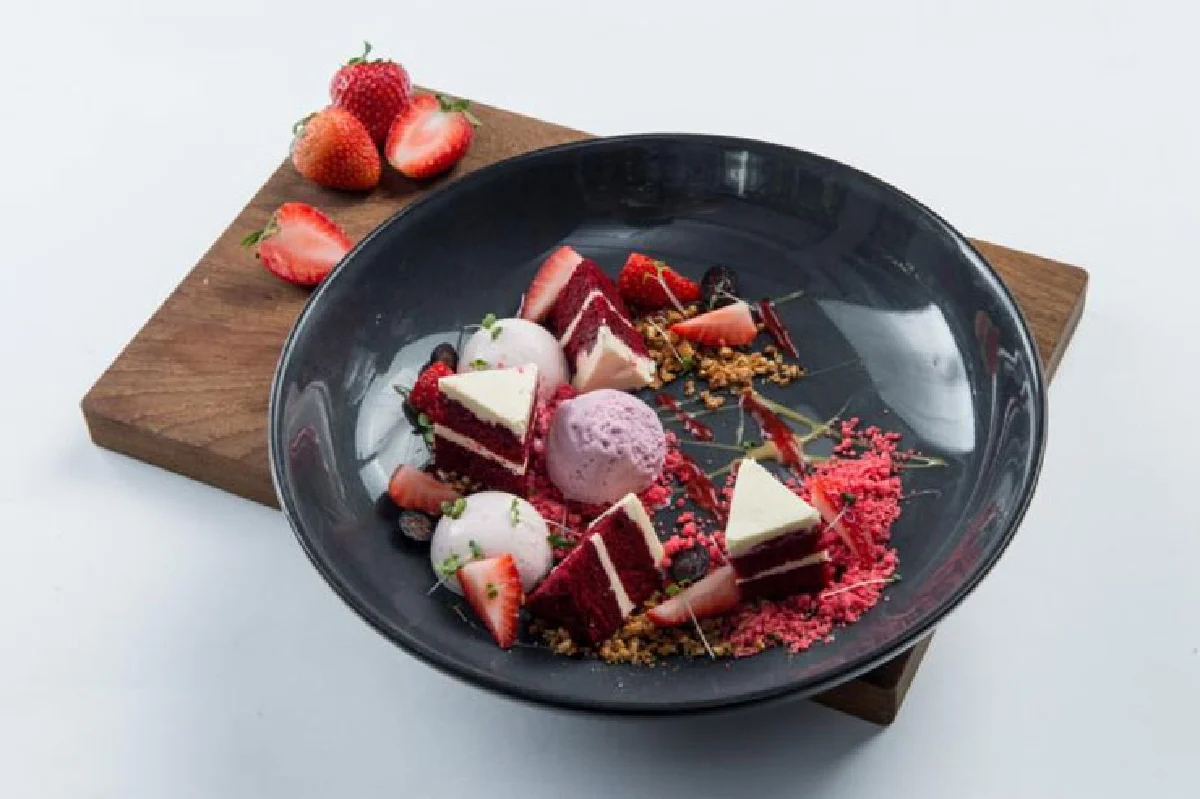 เดอะ คอฟฟี่ คลับ ขนมแปลงร่าง แตกต่างและอร่อย