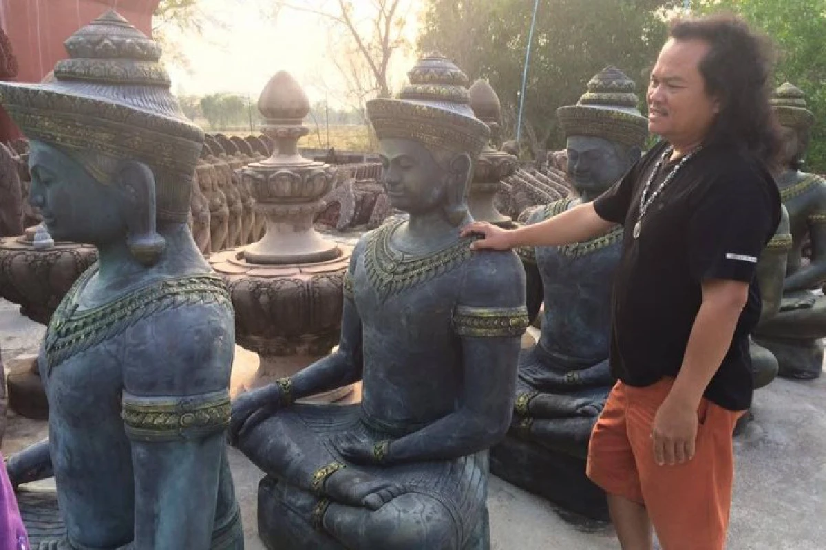 "ช่างน้อยเมืองสุรินทร์" ช่างศิลปะขอมคนแรกของไทย