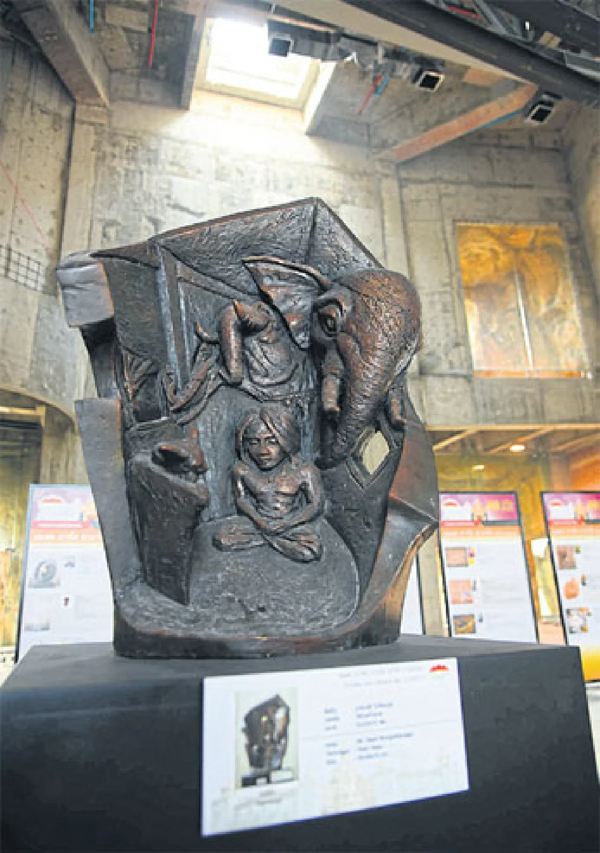 อมตะคาสเซิล เสพศิลป์อินปราสาท