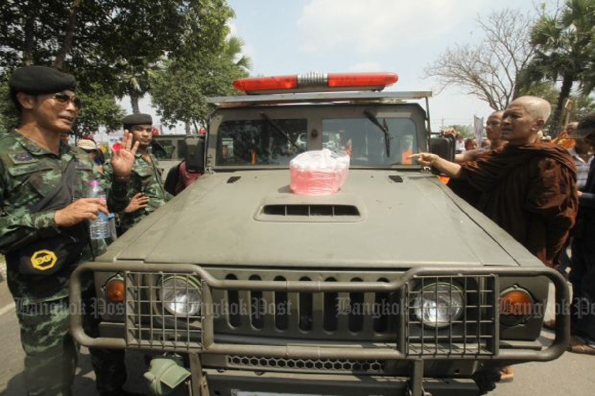 Monks clash with army: Demand Supreme Patriarch action (video)