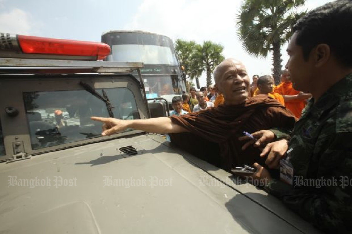 Monks clash with army: Demand Supreme Patriarch action (video)