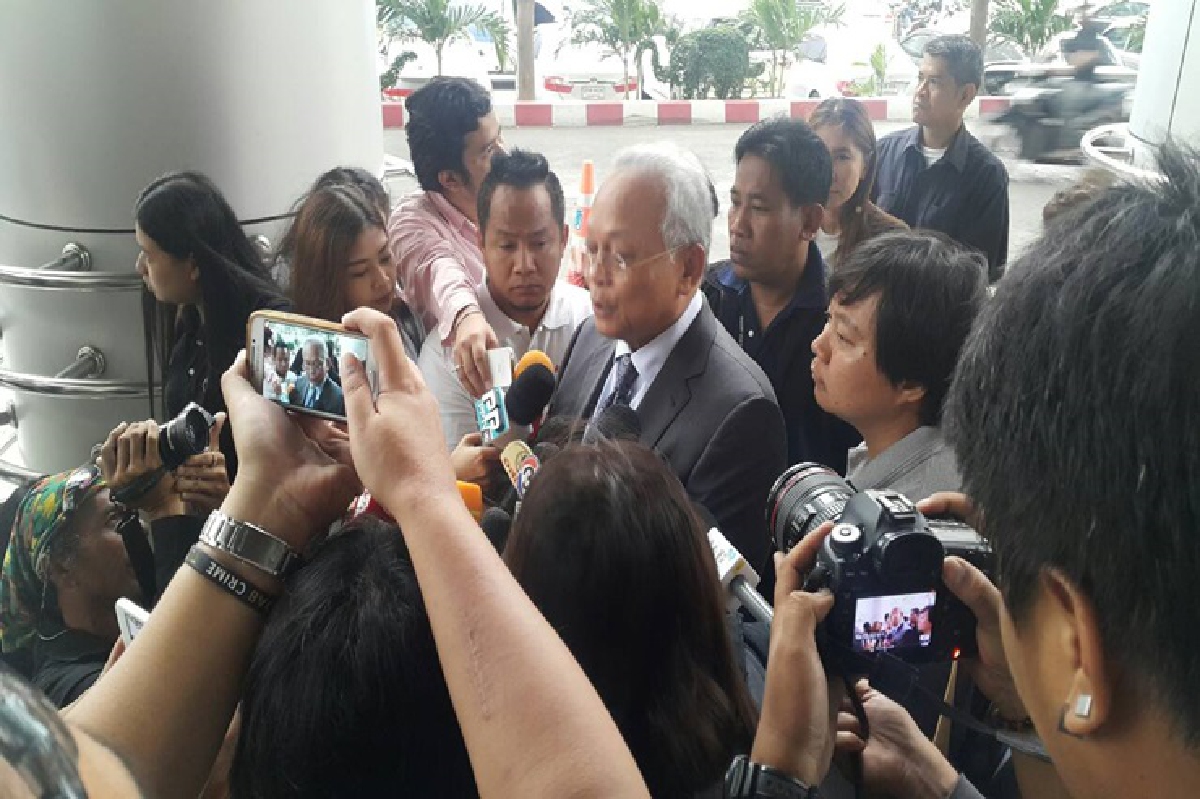 ศาลอุทธรณ์ยืนยกฟ้อง"อภิสิทธิ์-สุเทพ"สั่งสลายม็อบนปช. ศาลอุทธรณ์ยืนยกฟ้อง"อภิสิทธิ์-สุเทพ"สั่งสลายม็อบนปช.