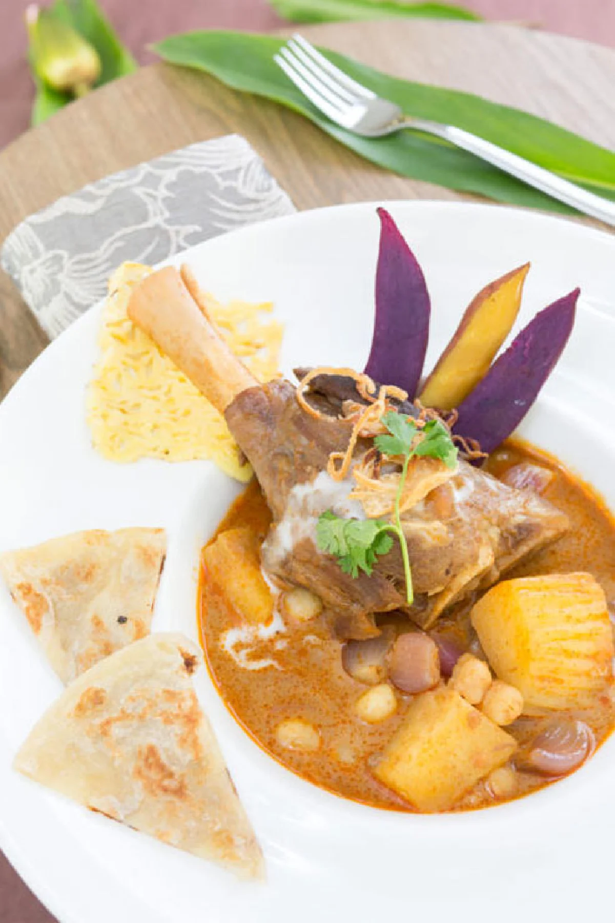 ห้องอาหารไทยสวนบัว รสชาติต้นตำรับไทยสไตล์โมเดิร์น