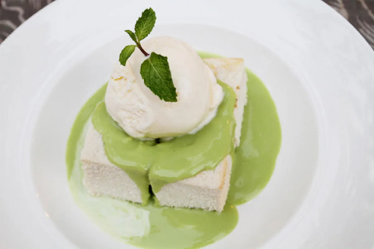 ห้องอาหารไทยสวนบัว รสชาติต้นตำรับไทยสไตล์โมเดิร์น