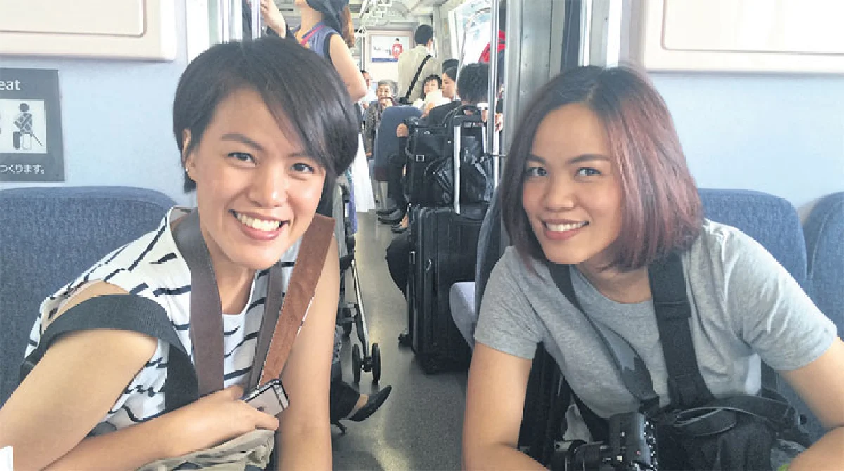 การเดินทางของเธอและเธอ แวววรรณ-วรรณแวว หงษ์วิวัฒน์