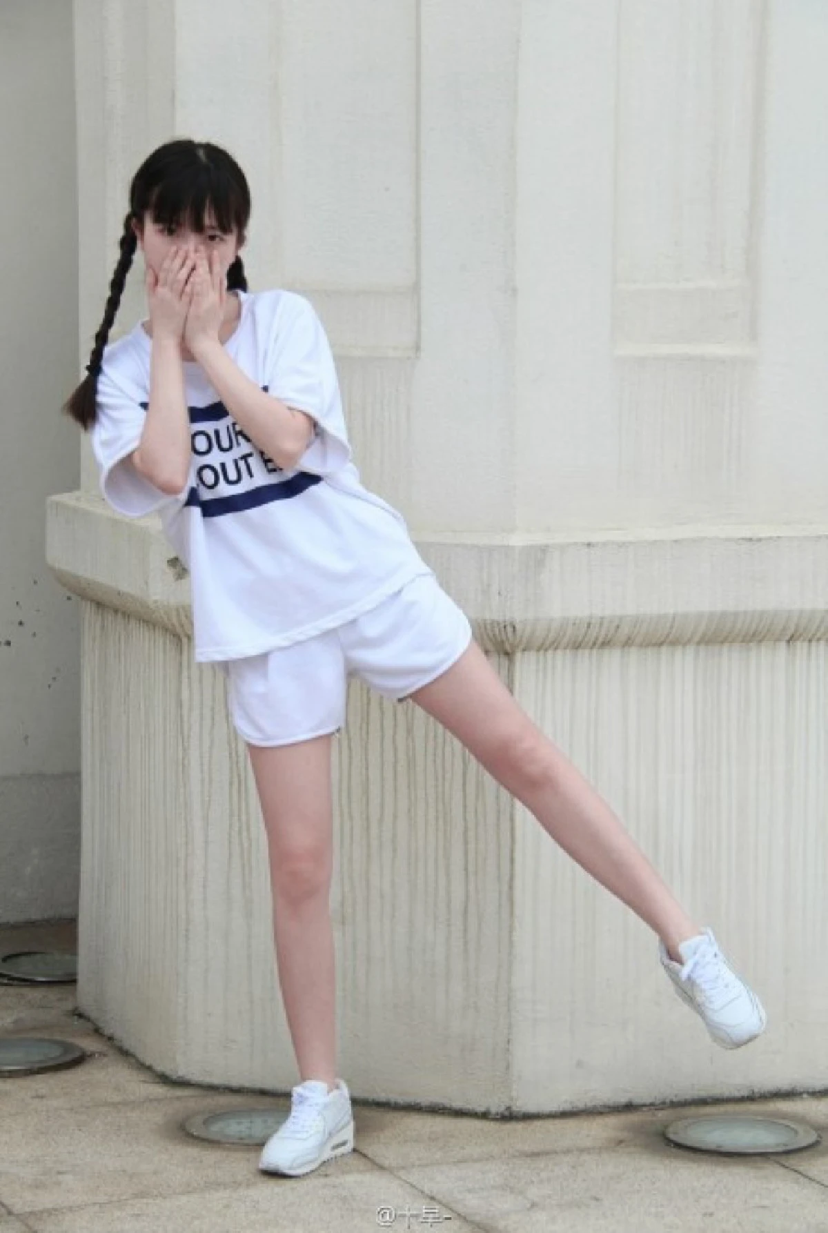 แม่เจ้า!แชร์สนั่นภาพสาวจีนวัย37ปี หน้าเอ๊าะเหมือนเด็กมัธยม (ชมภาพ)