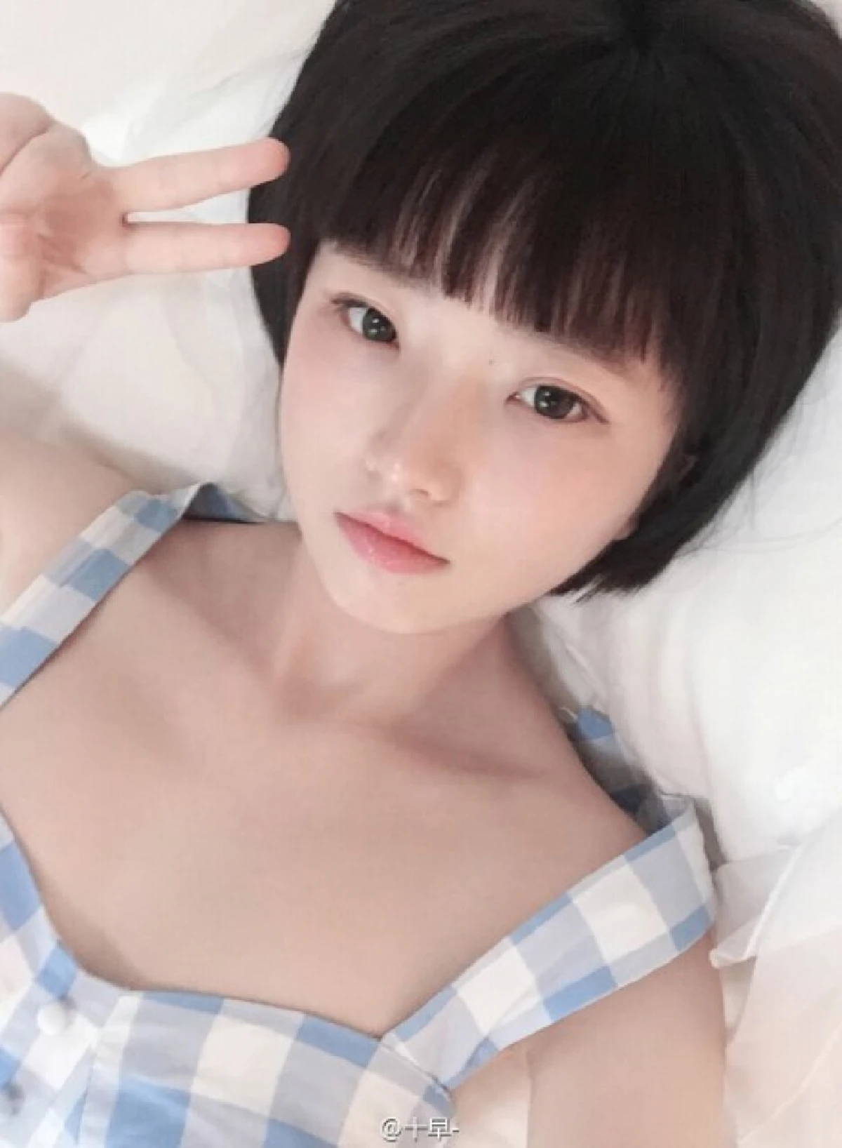 แม่เจ้า!แชร์สนั่นภาพสาวจีนวัย37ปี หน้าเอ๊าะเหมือนเด็กมัธยม (ชมภาพ)