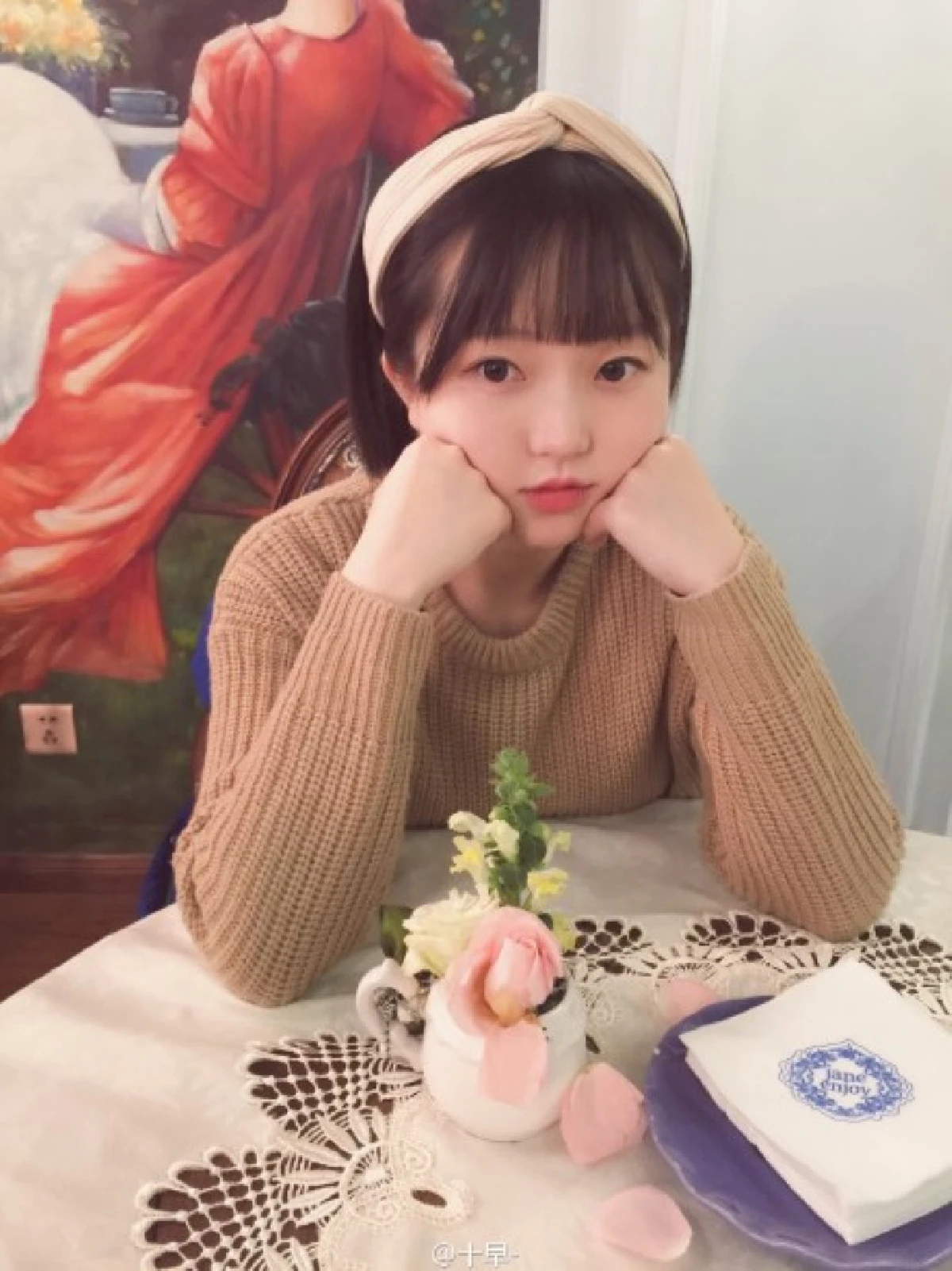 แม่เจ้า!แชร์สนั่นภาพสาวจีนวัย37ปี หน้าเอ๊าะเหมือนเด็กมัธยม (ชมภาพ)