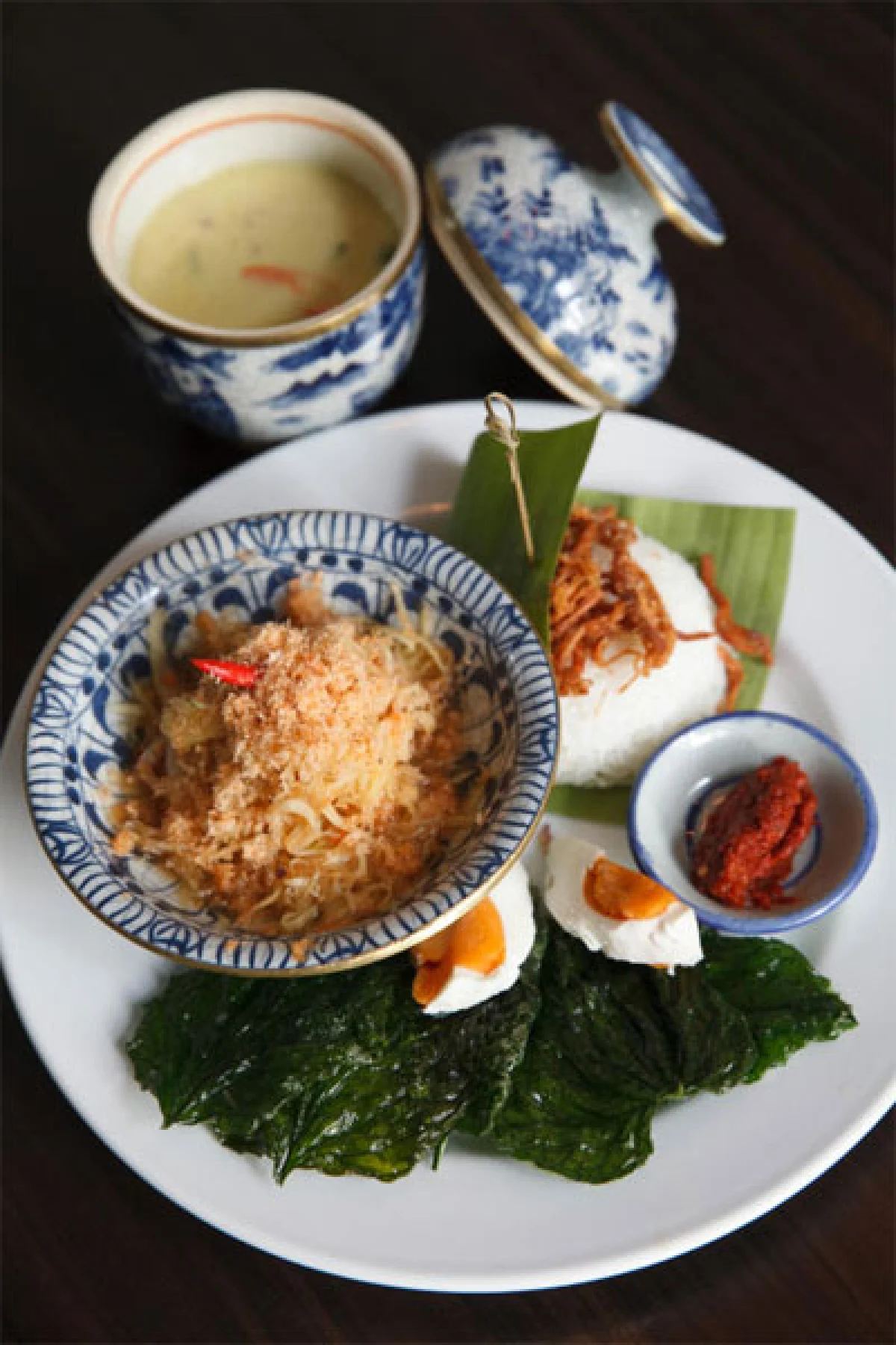 ปัดฝุ่น อาหารไทย