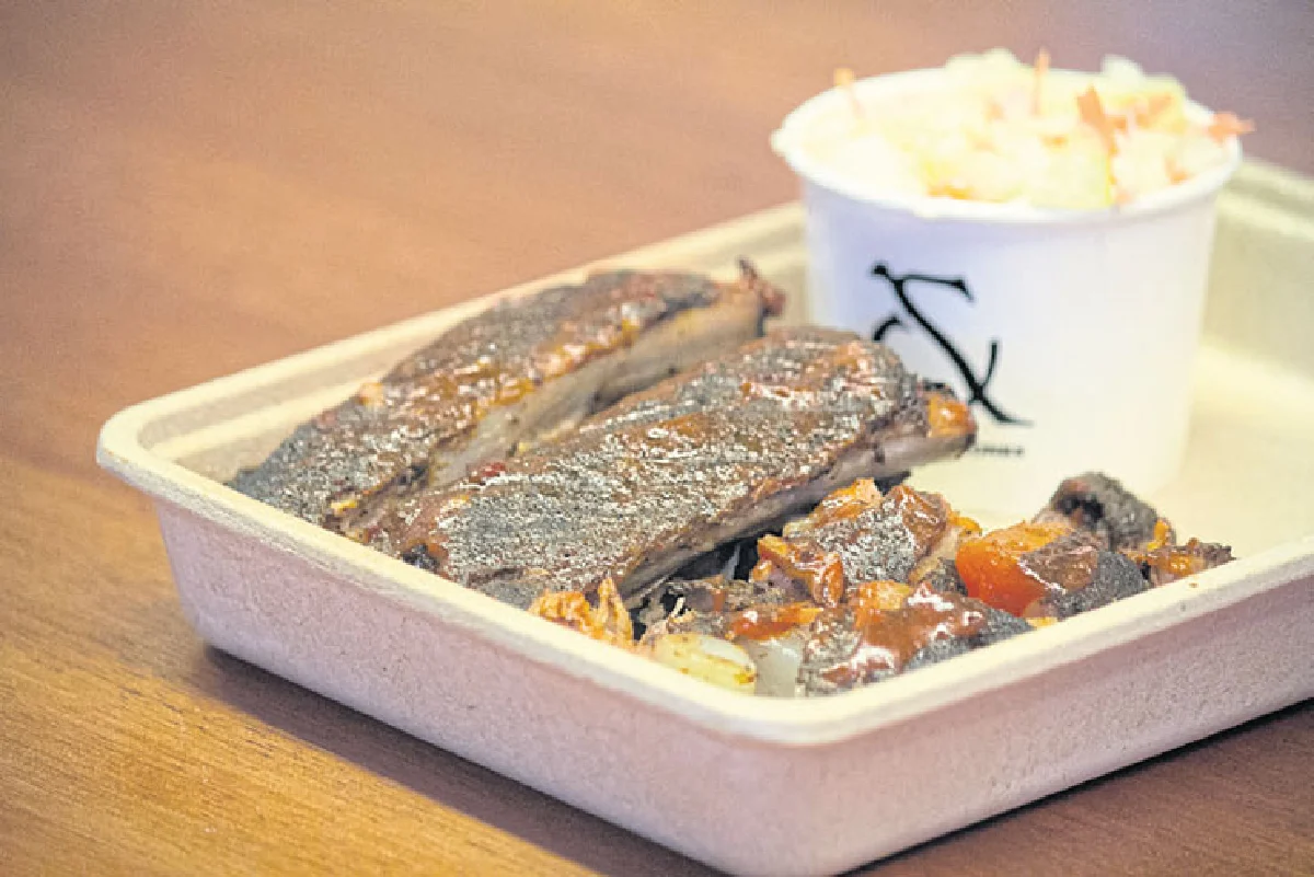 มีท & โบนส์ บาร์บีคิวต้นตำรับจากเทกซัส