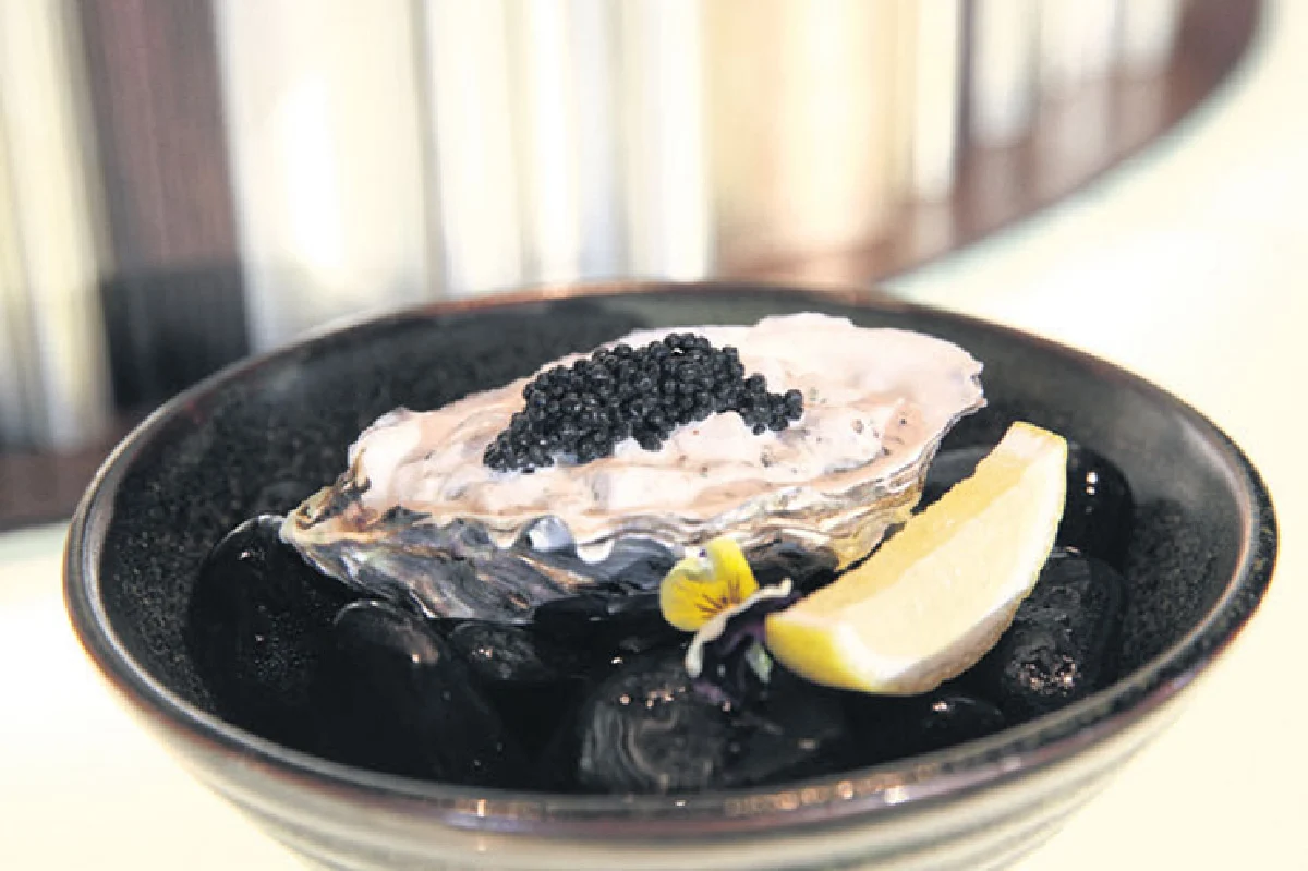 ดื่มกินเคล้าบรรยากาศดีๆ ที่ บลู สกาย โฉมใหม่