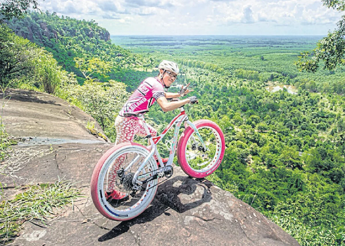 เดอะกุ่ย ปั่นลุยโลก