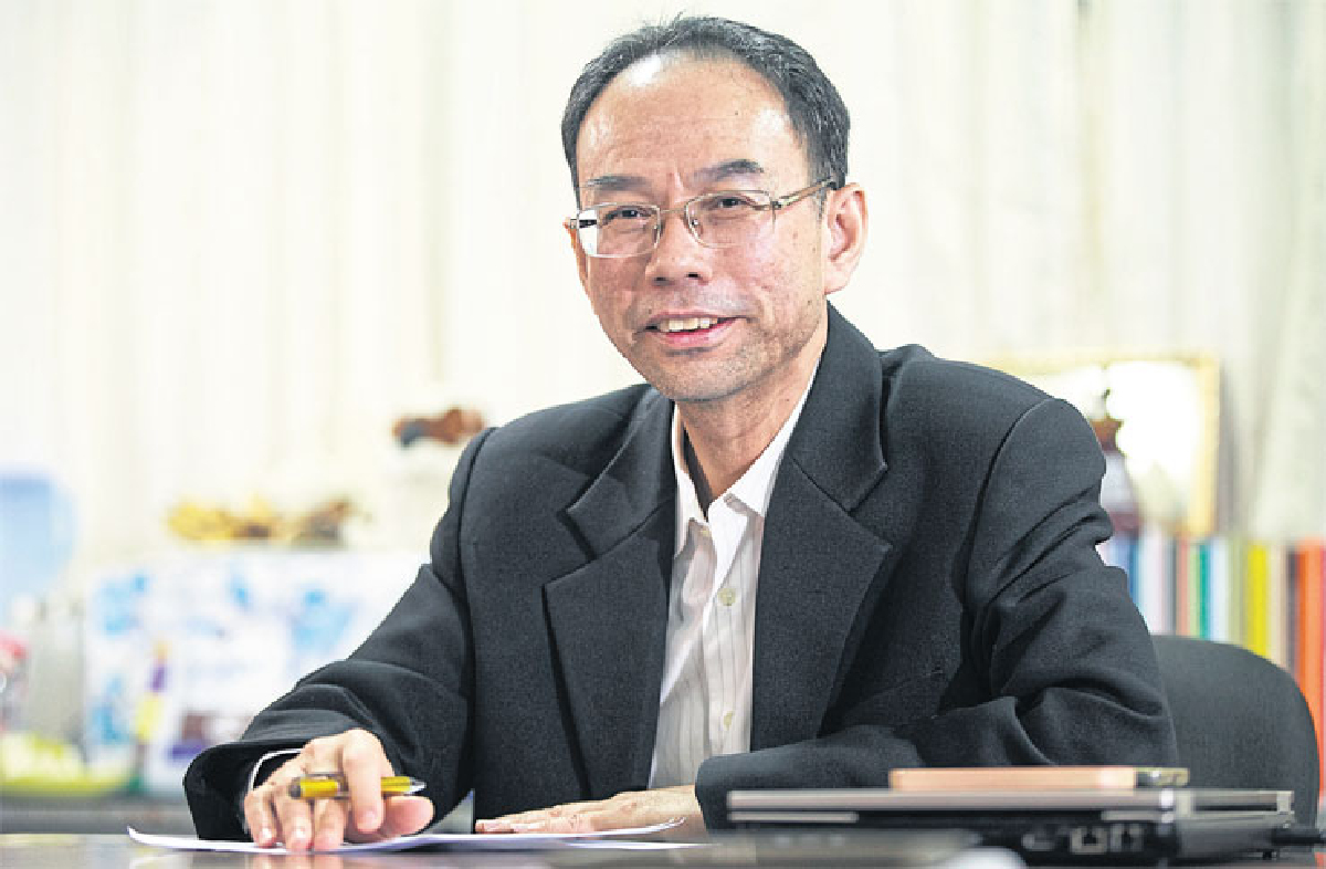 ผลึกคิด ‘สุรพงษ์ กองจันทึก’ 30 ปี เพื่อสิทธิมนุษยชน ผลึกคิด ‘สุรพงษ์ กองจันทึก’ 30 ปี เพื่อสิทธิมนุษยชน