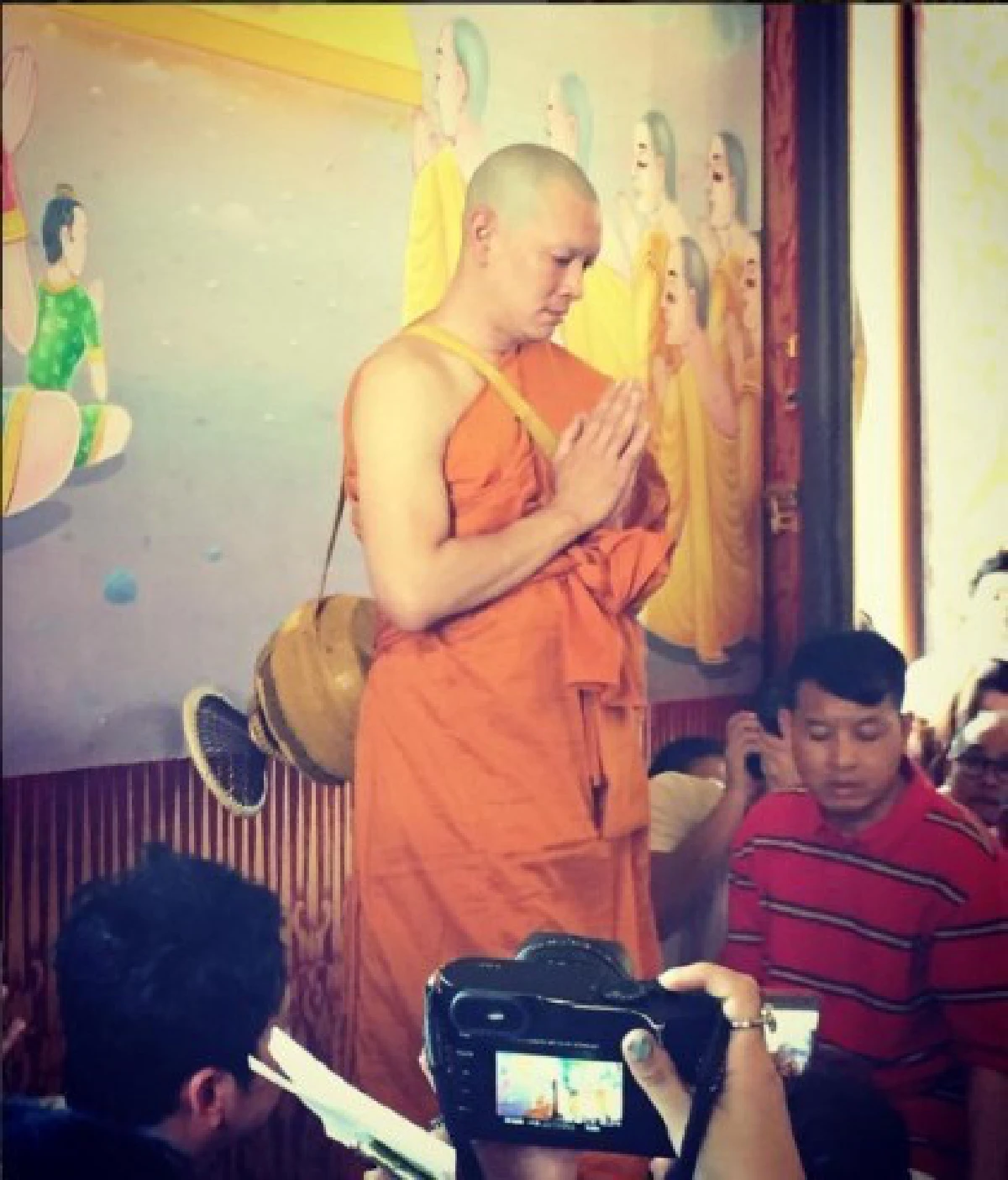 "ชาคริต" บวชทดแทนคุณพ่อแม่ได้ฉายา "อคฺคปญฺโญ"