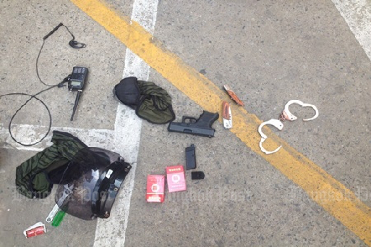 Chinese robbers shot in failed gunshop holdup
