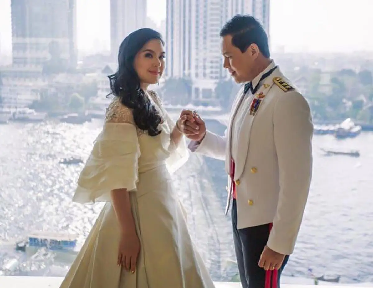 ชื่นมื่น! โบ ชญาดา-แบงค์ กฤชพล ฉลองวิวาห์สุดอบอุ่น