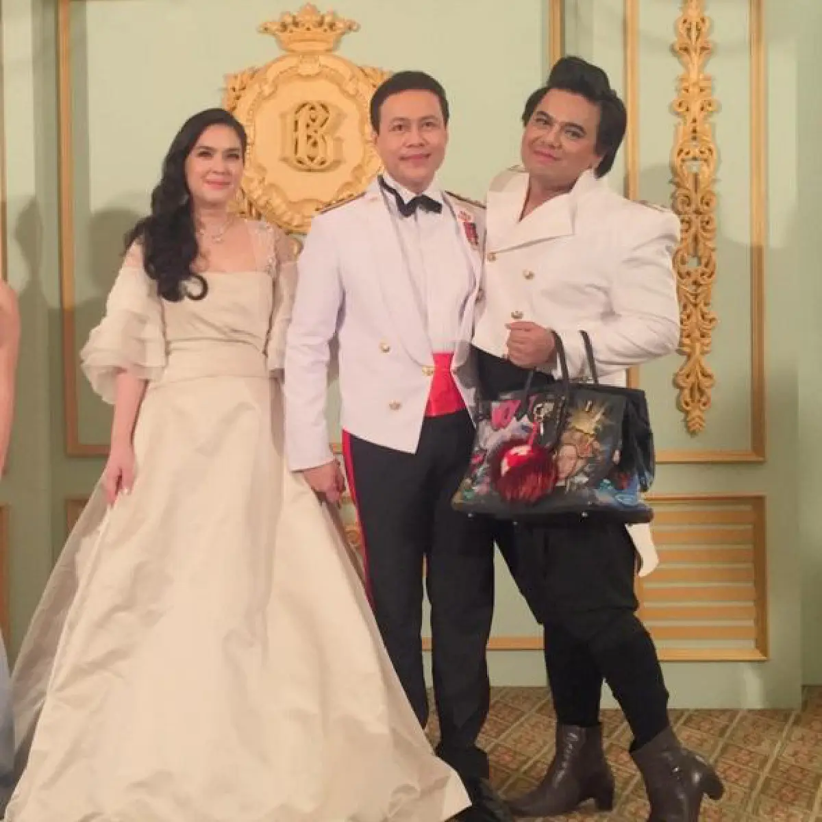 ชื่นมื่น! โบ ชญาดา-แบงค์ กฤชพล ฉลองวิวาห์สุดอบอุ่น