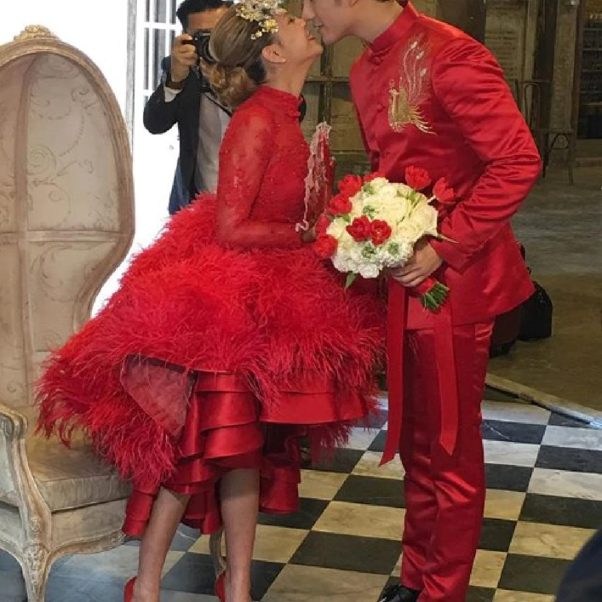 กุ๊บกิ๊บ - บี้ ควงคู่ยกน้ำชา หวานฉบับเเดนมังกร