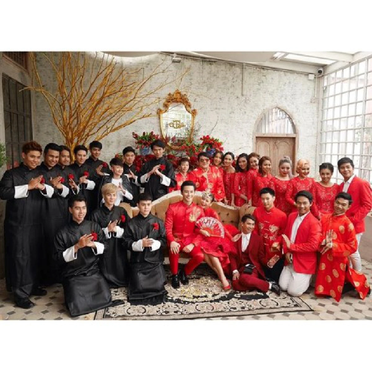 กุ๊บกิ๊บ - บี้ ควงคู่ยกน้ำชา หวานฉบับเเดนมังกร