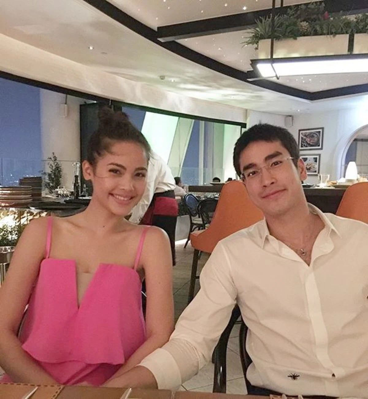 ฟินสิบตลบ! ญาญ่า ควง ณเดชน์ ดินเนอร์วันเกิดกับครอบครัว