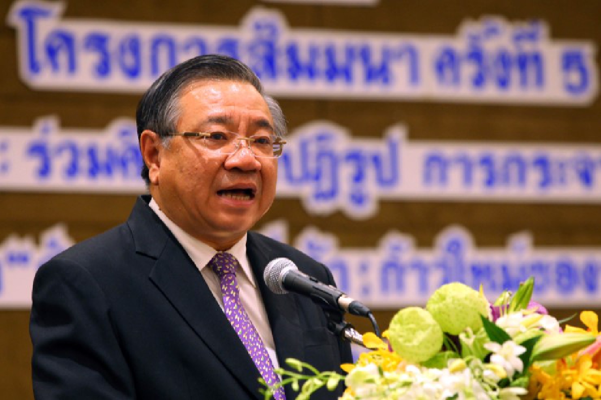 "วุฒิสาร" ชี้ปรับเนื้อหารธน.ต้องรักษาความสมดุลประเทศด้วย "วุฒิสาร" ชี้ปรับเนื้อหารธน.ต้องรักษาความสมดุลประเทศด้วย