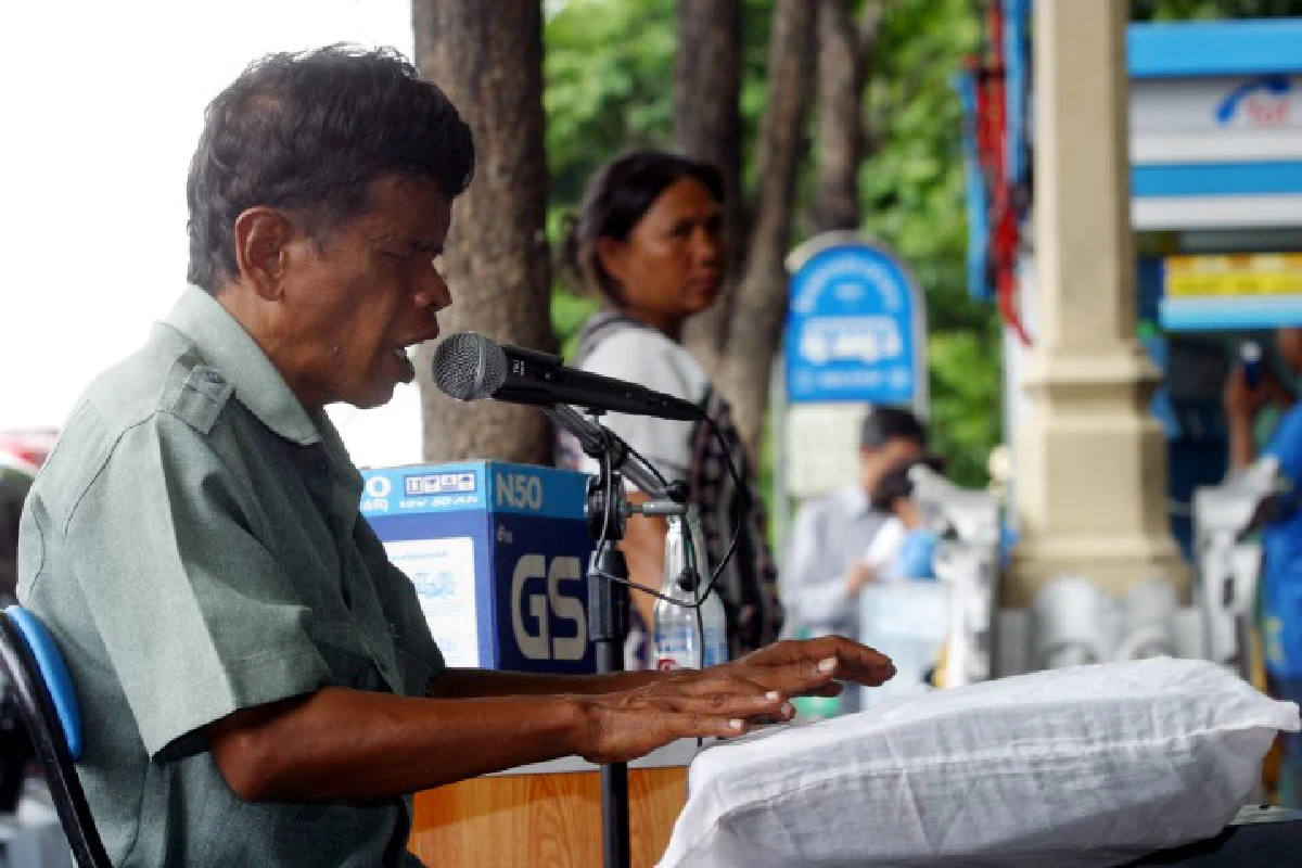 เสียงครวญจาก "วณิพก" ขอพื้นที่ให้เราร้องเพลง