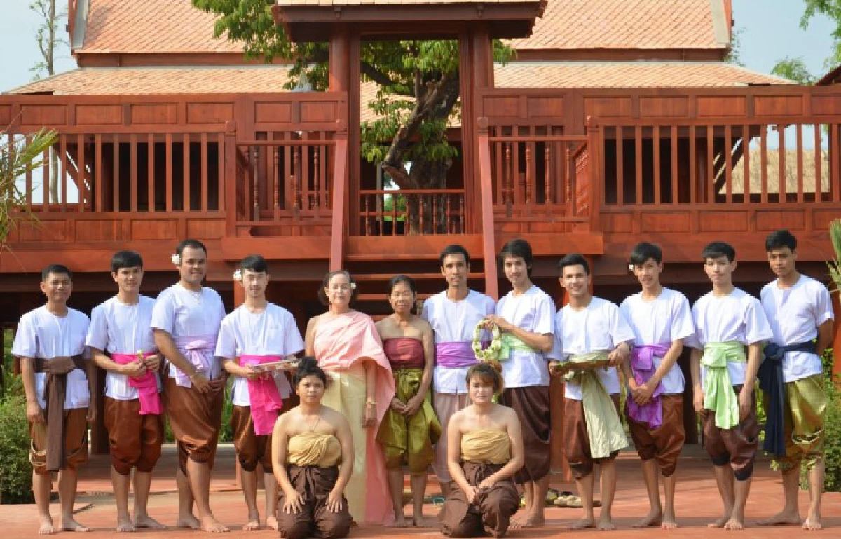 นักธุรกิจเมืองกาญจน์ทุ่ม200ล้านเนรมิตเมืองโบราณยุค ร.ศ.124