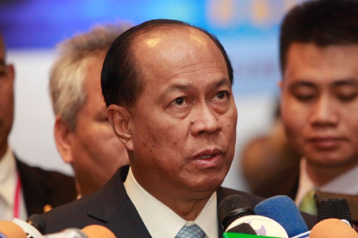 อนุพงษ์อุบเหตุย้ายผู้ว่าฯ 4 จังหวัด อนุพงษ์อุบเหตุย้ายผู้ว่าฯ 4 จังหวัด
