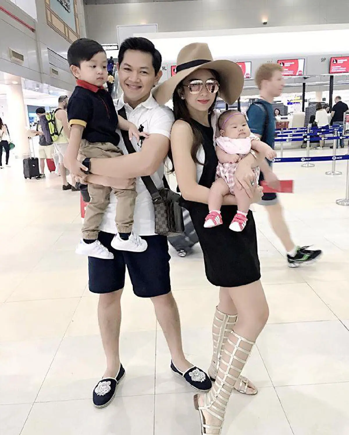 หวานได้อีก! เป้ย ปานวาด ทำเค้กเซอร์ไพรส์วันเกิดสามี