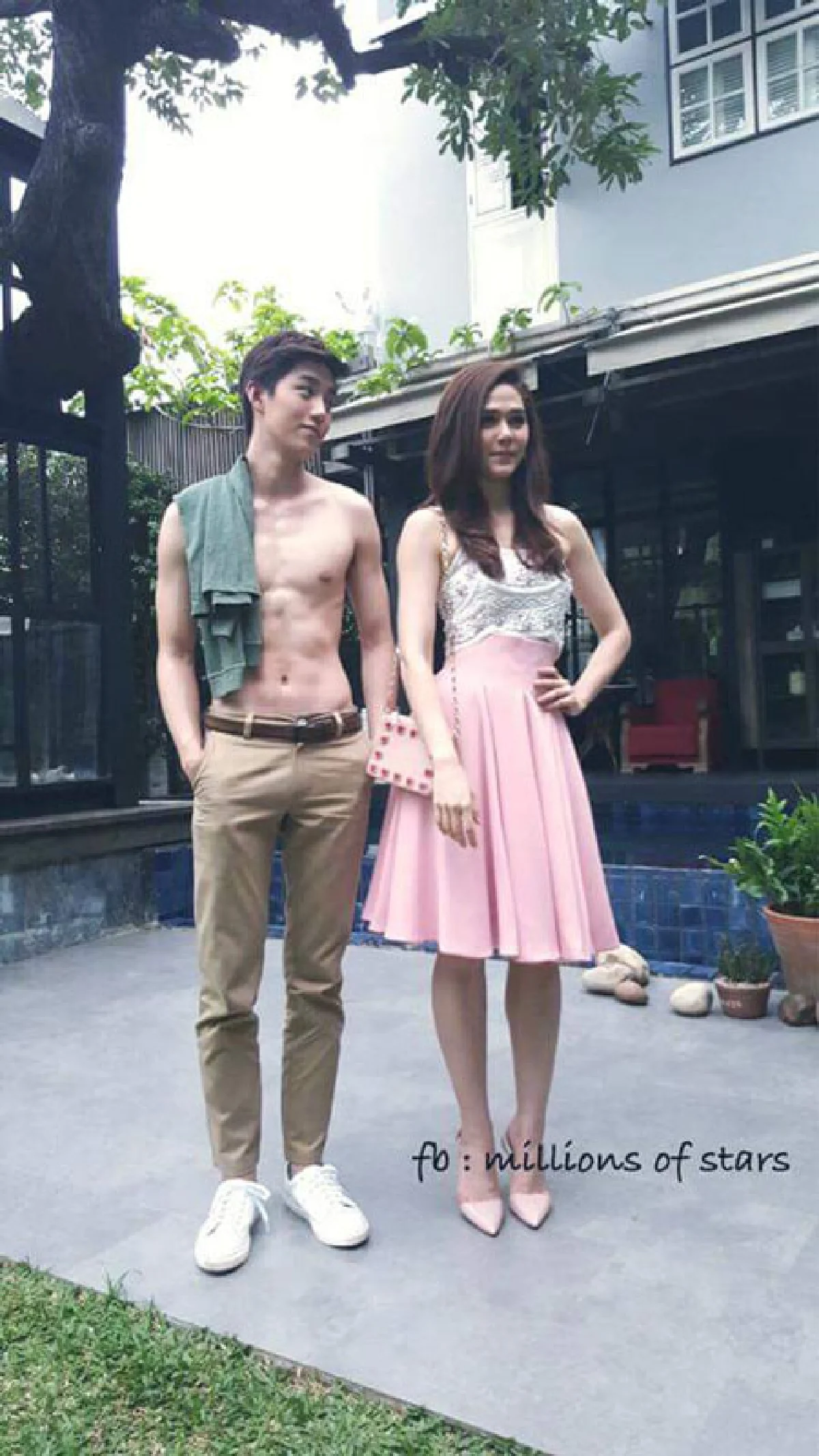 ชมพู่ ใจเต้นรัวๆ! ต่อ ธนภพ ถอดเสื้อโชว์ซิกแพคขาวเนียน