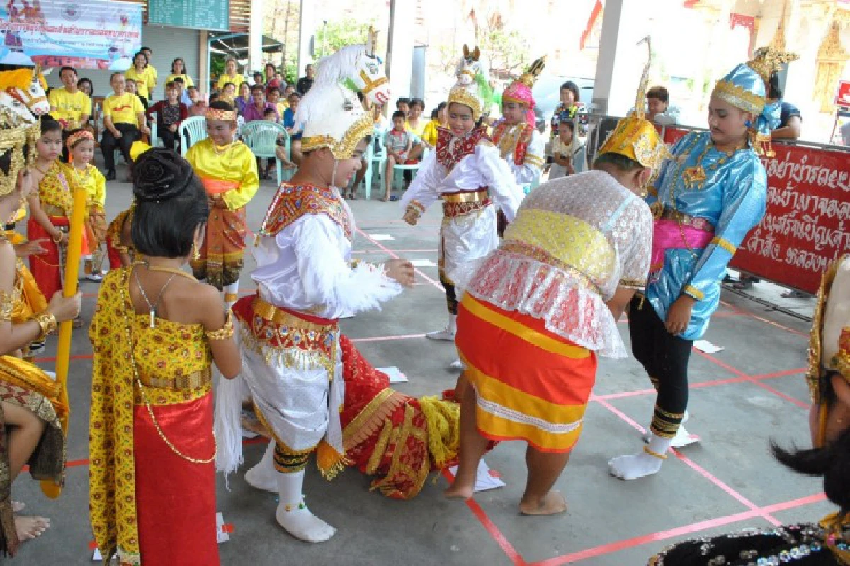 เที่ยวสงกรานต์ใกล้กรุง ชม "หมากรุกคน" ที่บางปู