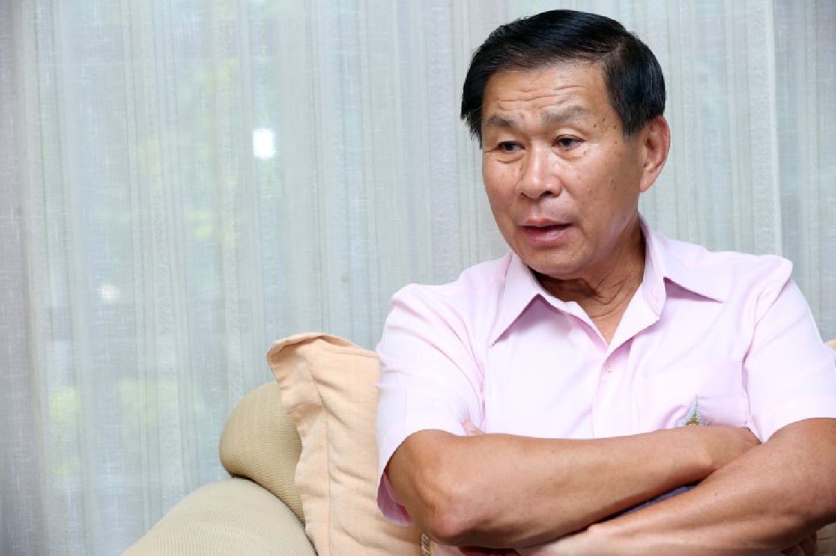 "ถ้าไม่กลัว มาเฟียก็แค่ขี้ผง" พล.ต.อ.เสรีพิศุทธ์ เตมียาเวส "ถ้าไม่กลัว มาเฟียก็แค่ขี้ผง" พล.ต.อ.เสรีพิศุทธ์ เตมียาเวส