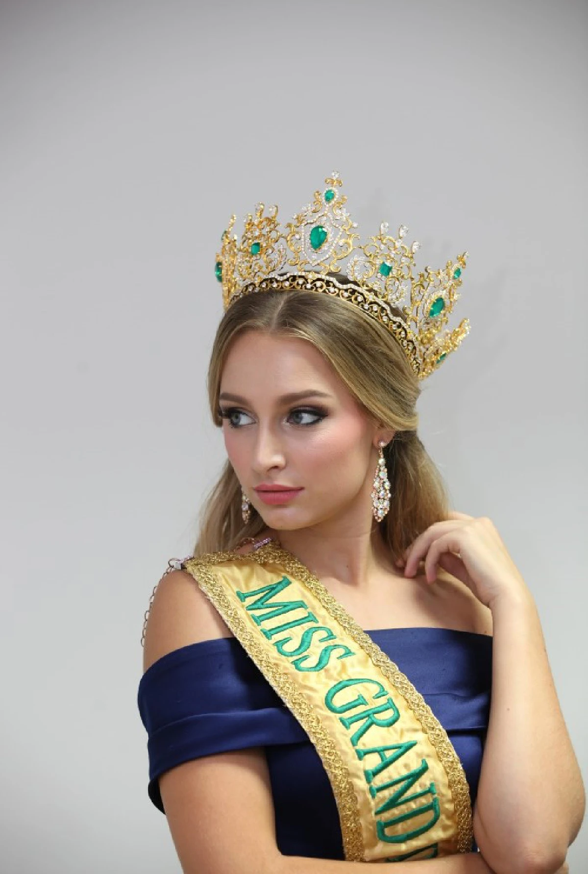 เปิดใจ "แคลร์ อลิซาเบท ปาร์คเกอร์" มิสแกรนด์อินเตอร์ฯ คนใหม่ล่าสุด (ชมภาพชุด)