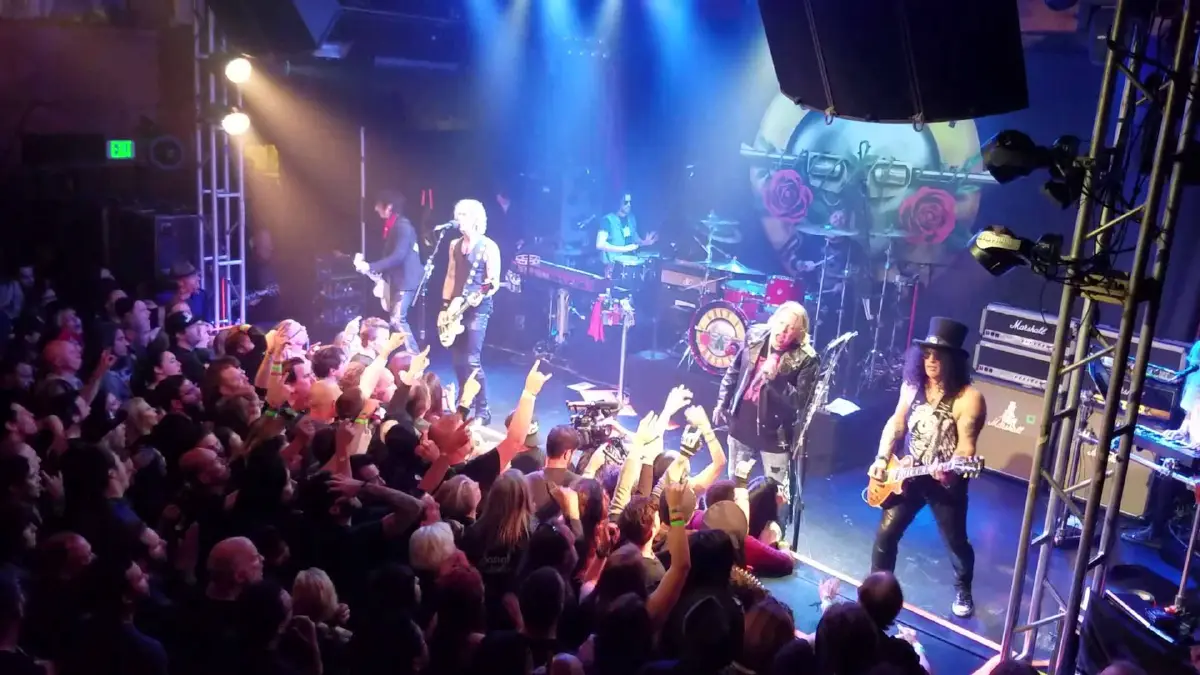 อดีตสมาชิก Guns N' Roses หวนโชว์สดครั้งแรกรอบ 23 ปี