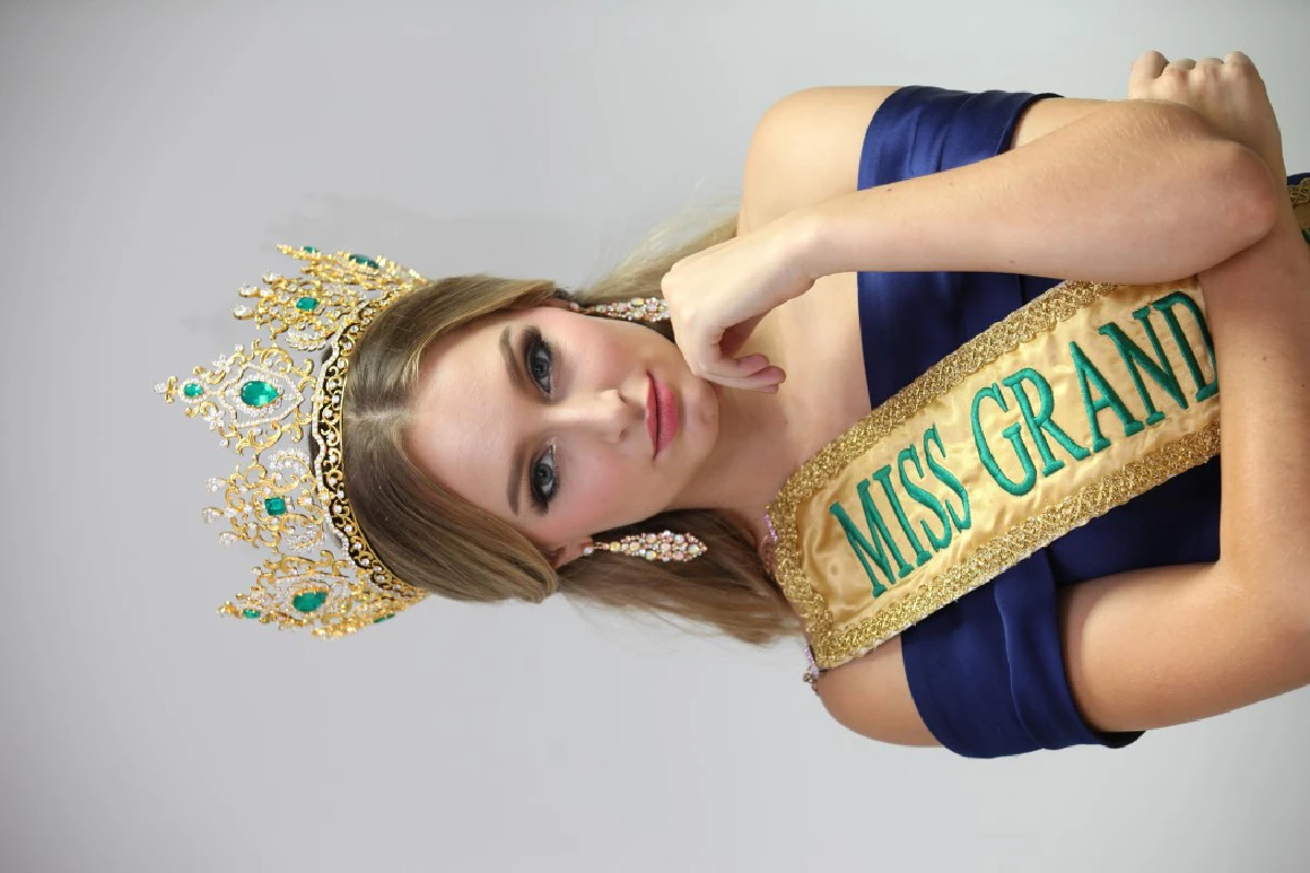 เปิดใจ "แคลร์ อลิซาเบท ปาร์คเกอร์" มิสแกรนด์อินเตอร์ฯ คนใหม่ล่าสุด (ชมภาพชุด)