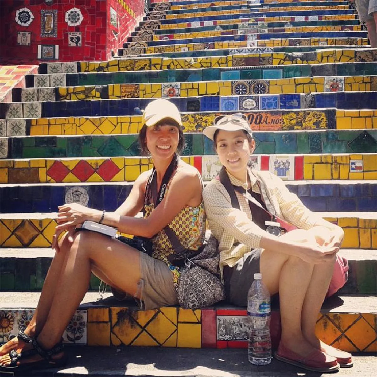 Along Way Home เพื่อนเดินทางสุดขอบโลก