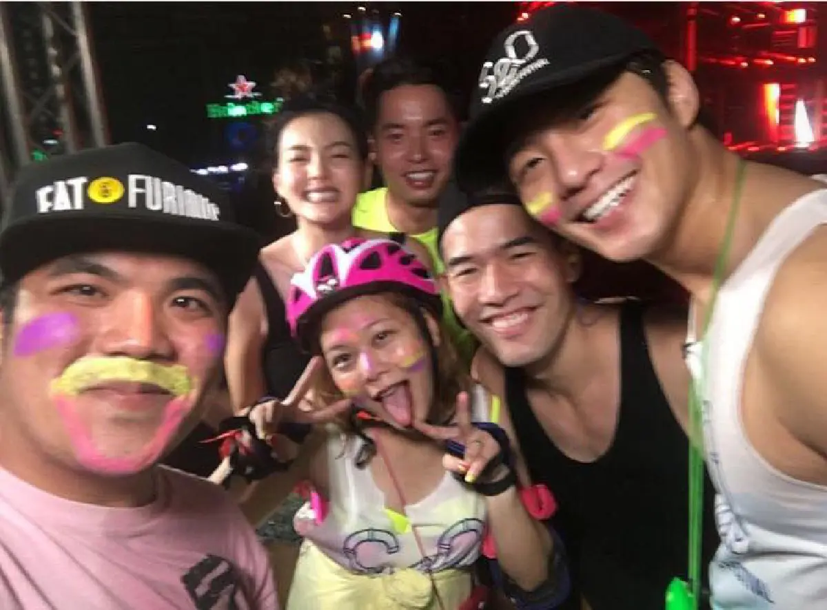 ตามไปดู! เหล่าซุปตาร์..สาดสนุกสุดมันส์ในวันสงกรานต์ 2559
