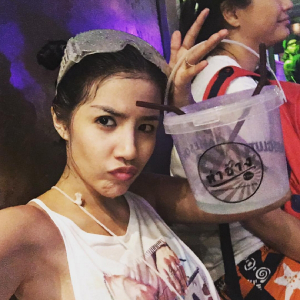 ตามไปดู! เหล่าซุปตาร์..สาดสนุกสุดมันส์ในวันสงกรานต์ 2559