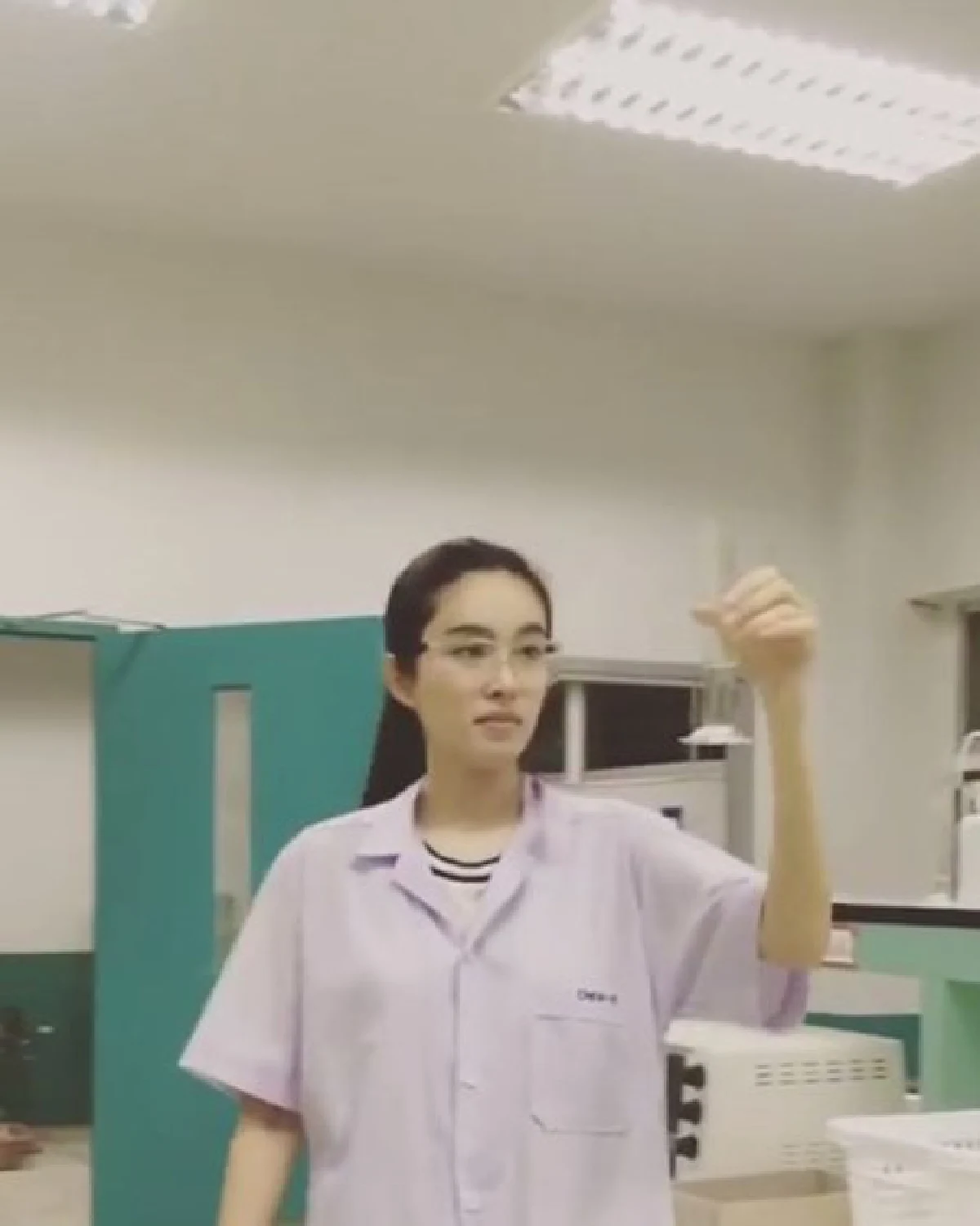 นี่สิไอดอล! ปอย ตรีชฎา สวยมีสมอง..มุ่งเรียนสานฝันอยากเป็นดร.