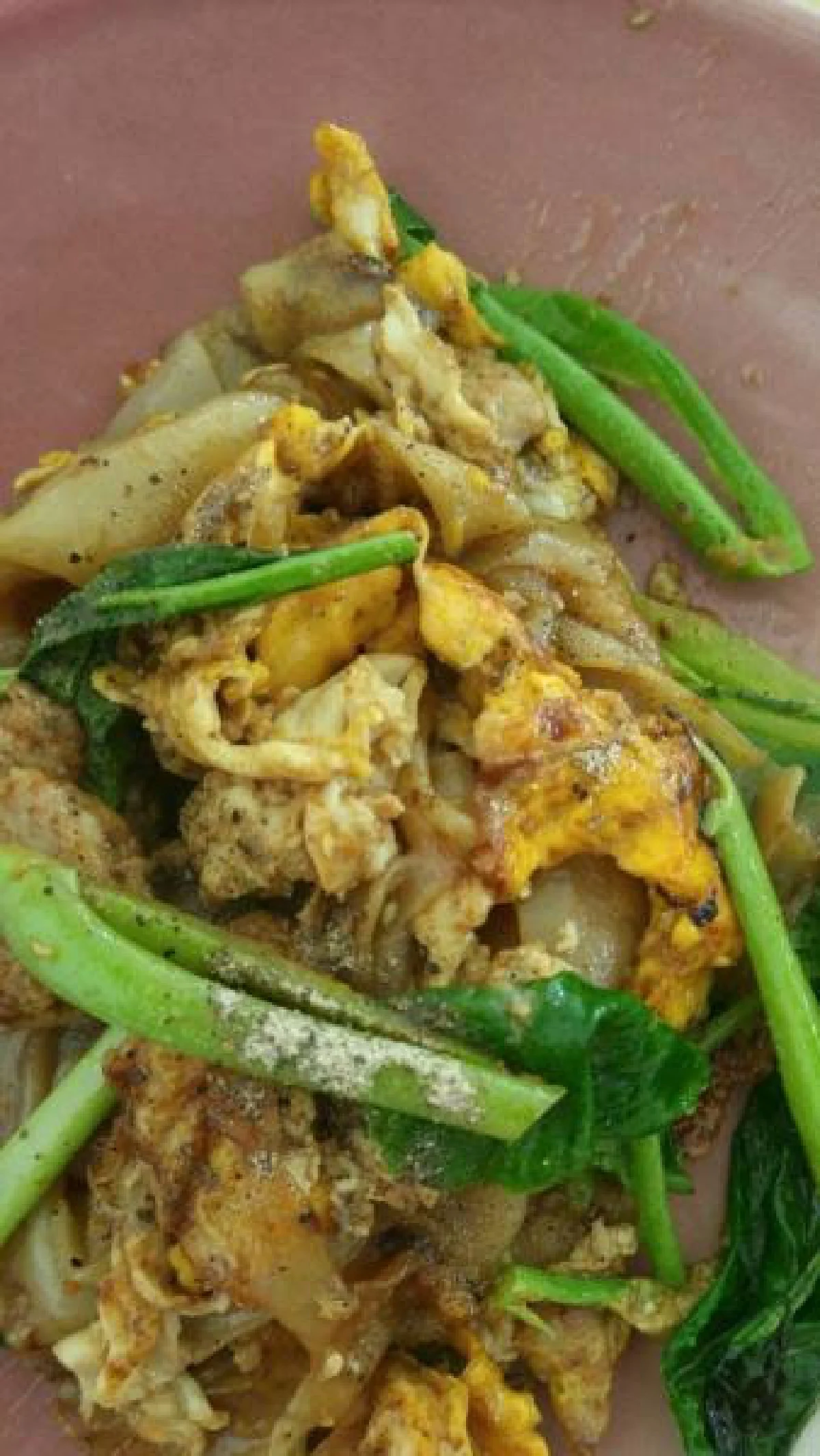 อร่อยเนียนๆ ก๋วยเตี๋ยวสุโขทัย แม่บุญรอด