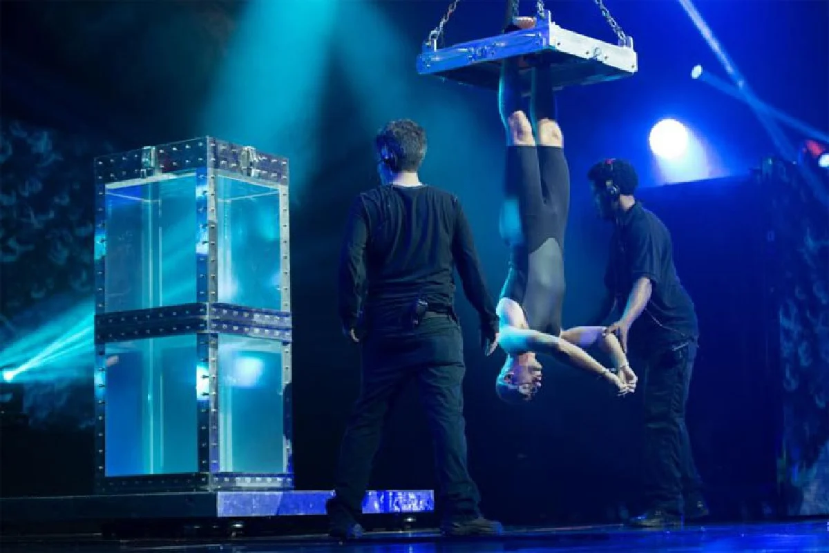 อึ้ง ทึ่ง เสียว ‘ดิ อิลลูชั่นนิส’ มายากลระดับโลกจากบรอดเวย์