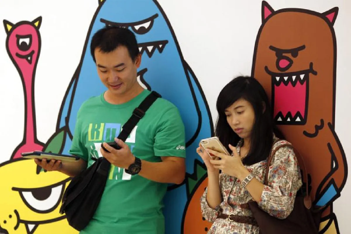 รู้เท่าทันโซเชียลฯ ท่องโลกเสมือนอย่างมีความสุข