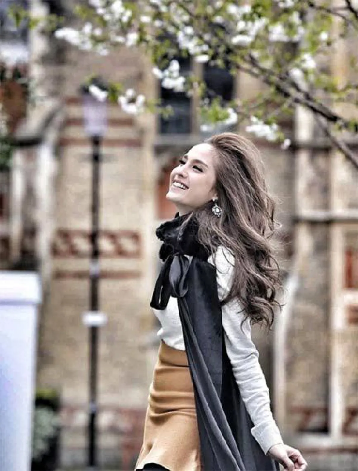 สวยทุกท่วงท่า! ขวัญ อุษามณี บินลัดฟ้าถ่ายละครที่ลอนดอน