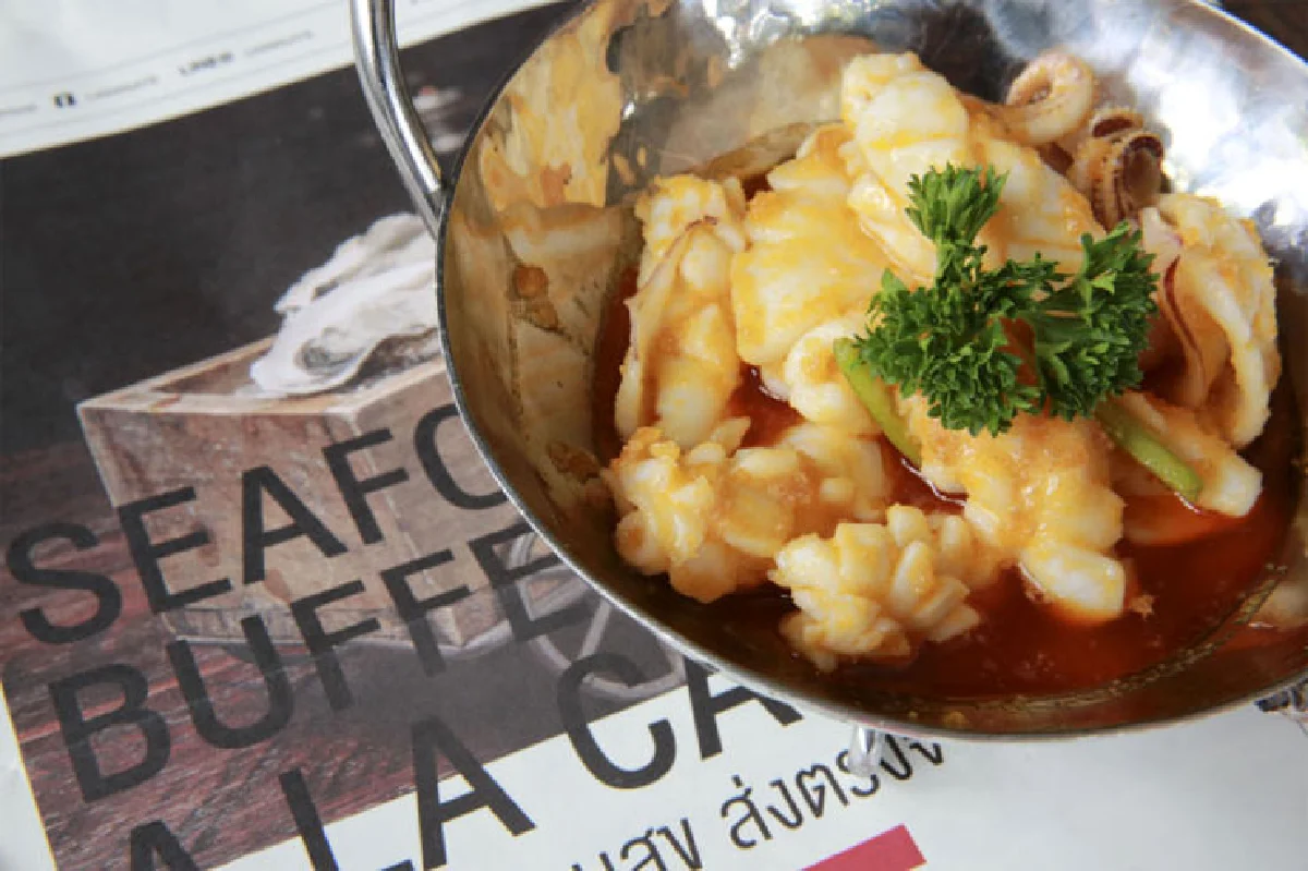 ซีฟู้ดบุฟเฟ่ต์อร่อยเต็มโต๊ะ @แหลมเกตุ เฮาส์