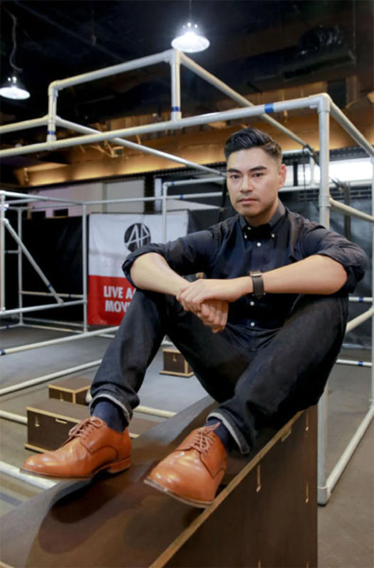 พันต่อ ศรีไตรรัตน์ ชีวิตสองเส้นทาง