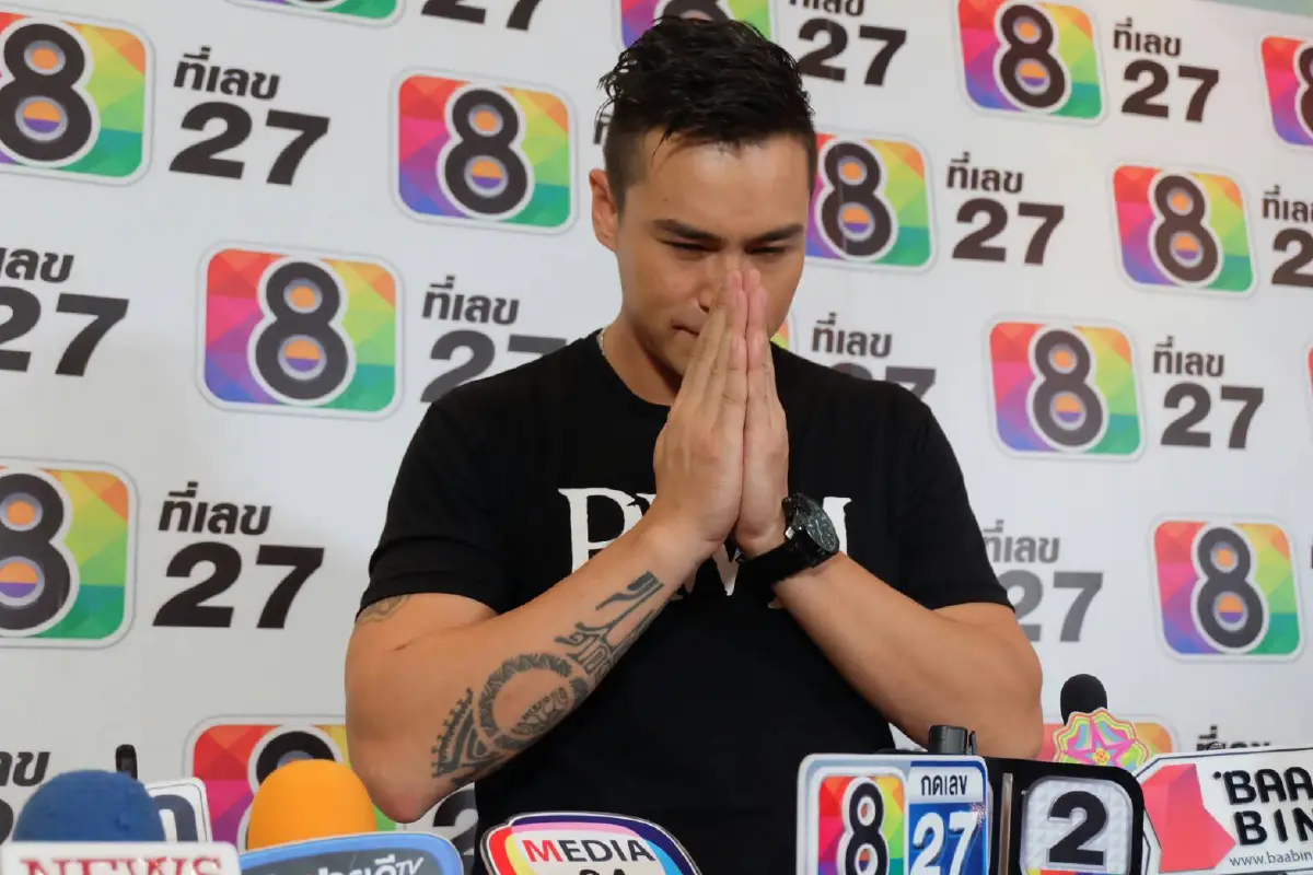 ปีเตอร์ รับเป็นฝ่ายขอหย่า พลอย ลั่นอยู่ด้วยกันไม่ได้-ไม่รู้จักกันดีพอ
