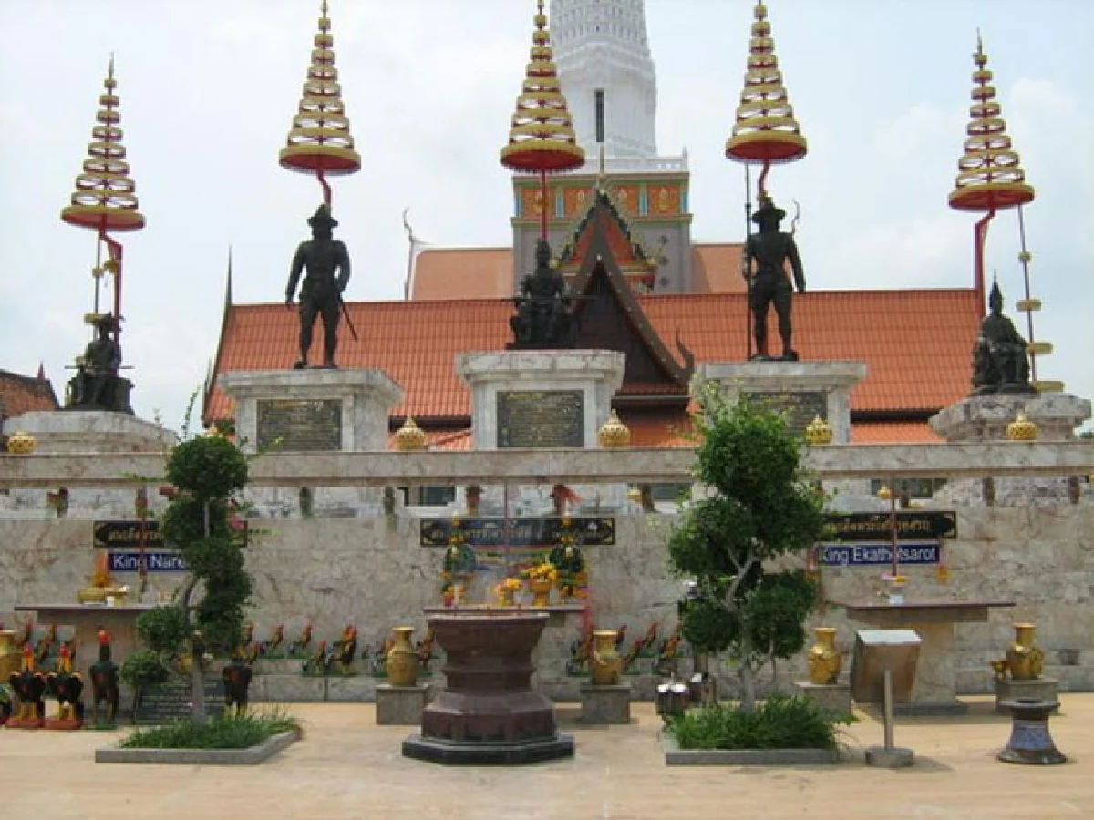 วัดพุทไธศวรรย์ กับความทรงจำครั้งวัยเยาว์