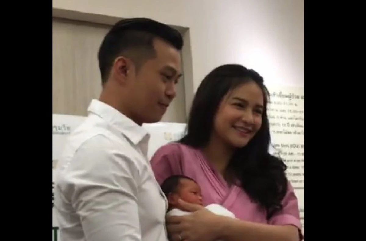"กระแต" ควงหลุยส์เผยความรู้สึกหลังคลอดลูกสาวคนเเรก