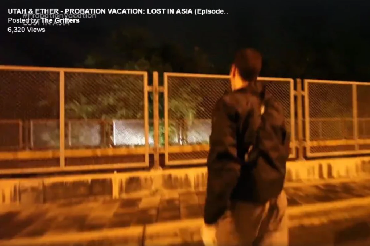 สมาชิกพันทิปพบคลิปฝรั่งมือบอนลอบพ่นสีรถไฟฟ้าใต้ดิน